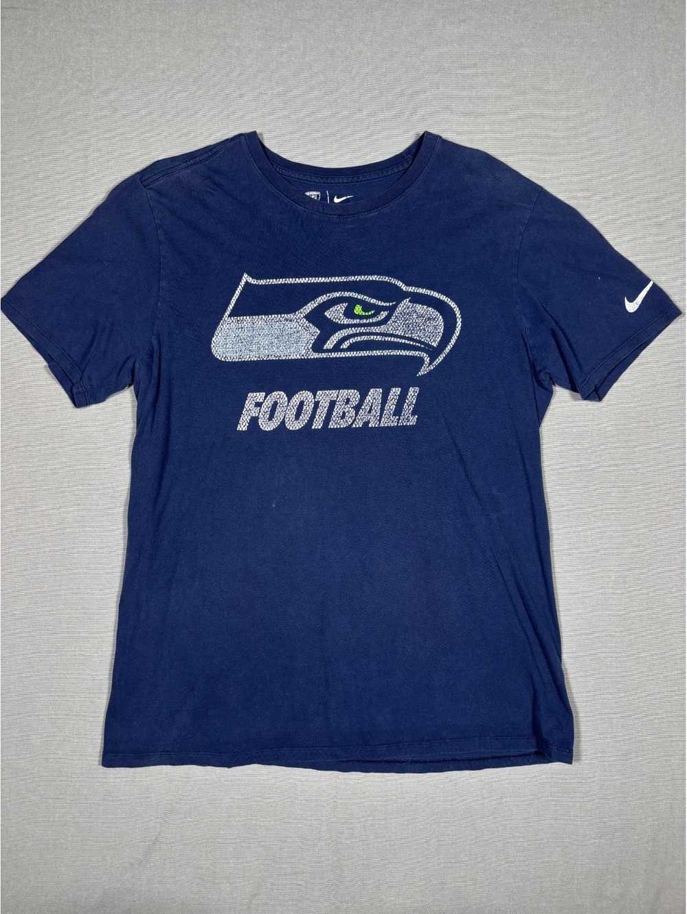 Nike Seattle Seahawks NFL Football Training TShirt Mens Large Navy Blue Athletic
